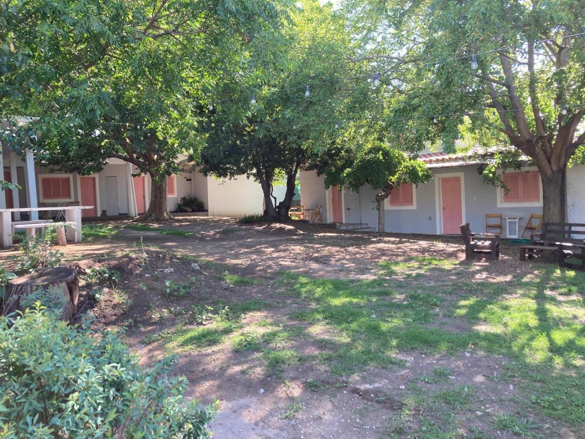 Apartamento Complejo Puertas Rosas Villa Carlos Paz Exterior foto