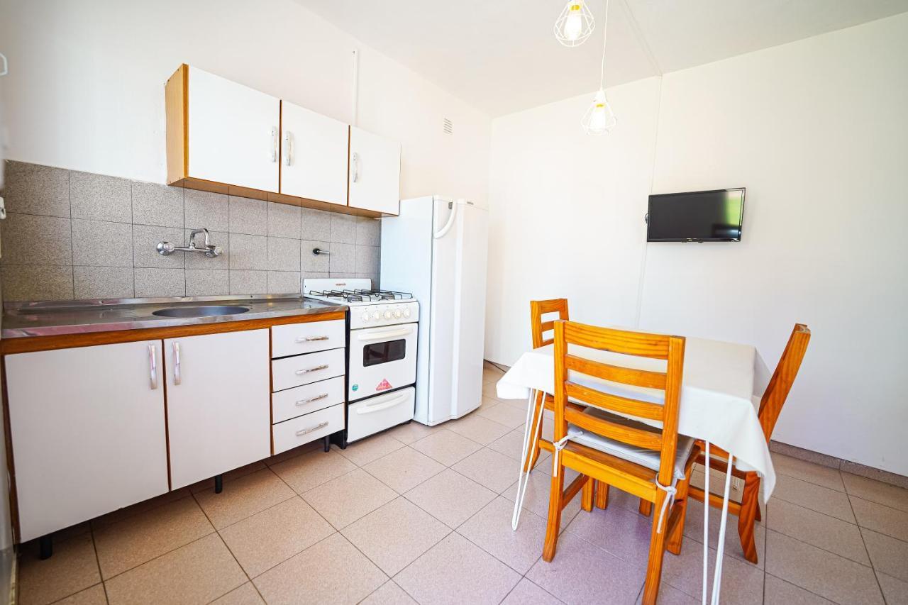 Apartamento Complejo Puertas Rosas Villa Carlos Paz Exterior foto